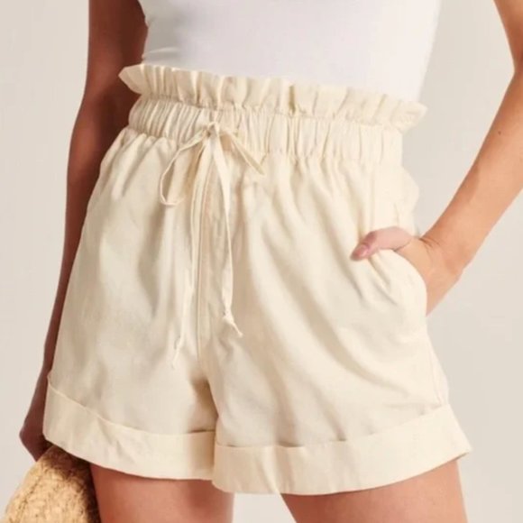 NWT abercrombie and fitch ultra high rise paperbag twill shorts - Picture 2 of 2